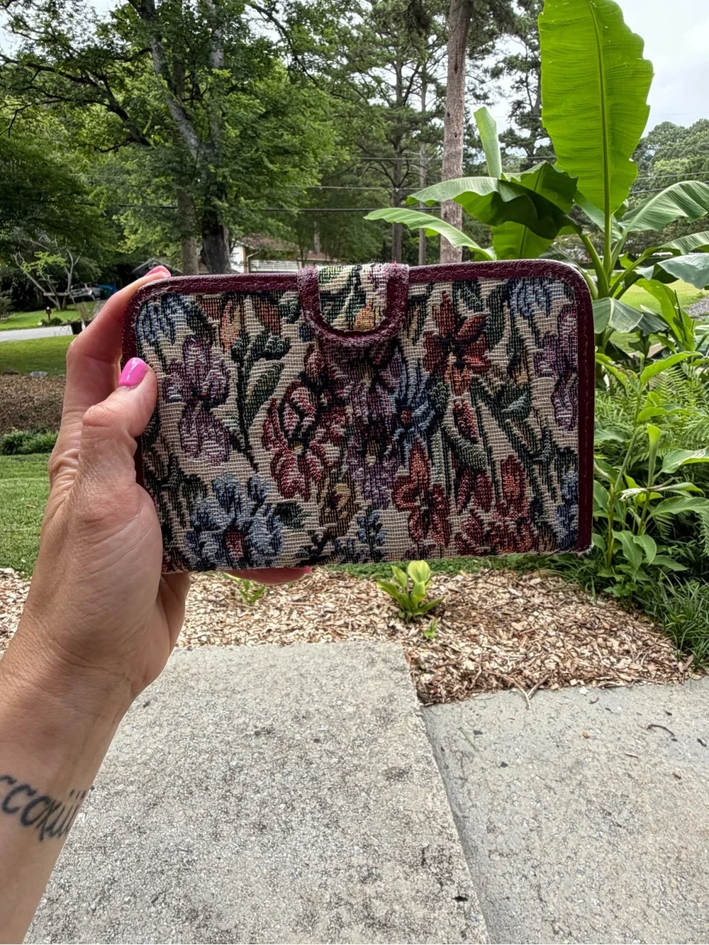 Vintage Floral Tapestry 14-Day Pill Organizer - Coastal Grandma Sheek